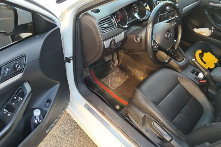 Used Volkswagen Sagitar 2018 180TSI DSG Prestige Edition Driver Seat