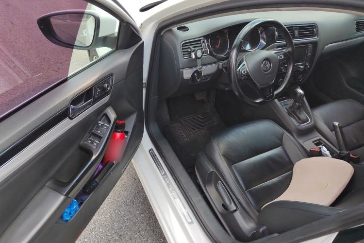 Used Volkswagen Sagitar 2018 180TSI DSG Prestige Edition Driver Seat