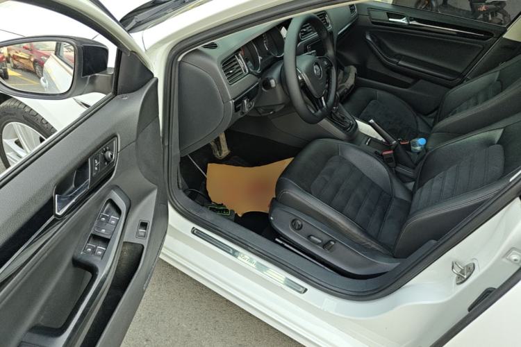 Used Volkswagen Sagitar 2018 280TSI DSG Luxury Model Driver Seat