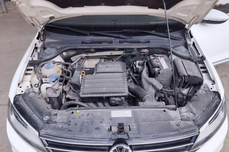 Used Volkswagen Sagitar 2018 1.6L Automatic Comfort Model Engine Bay