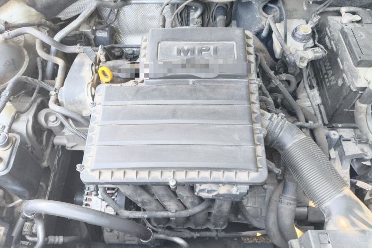 Used Volkswagen Sagitar 2018 1.6L Automatic Fashion Model Engine Bay