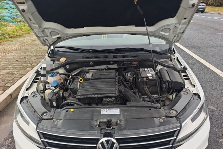 Used Volkswagen Sagitar 2018 1.6L Automatic Comfort Model Engine Bay