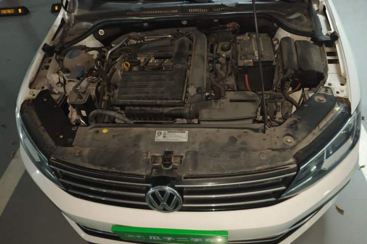 Used Volkswagen Sagitar 2018 280TSI DSG Ignite Edition Engine Bay