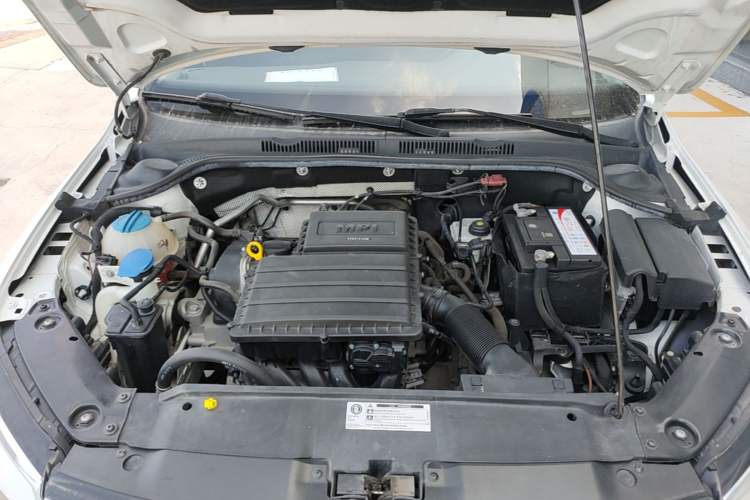 Used Volkswagen Sagitar 2018 1.6L Automatic Comfort Model Engine Bay