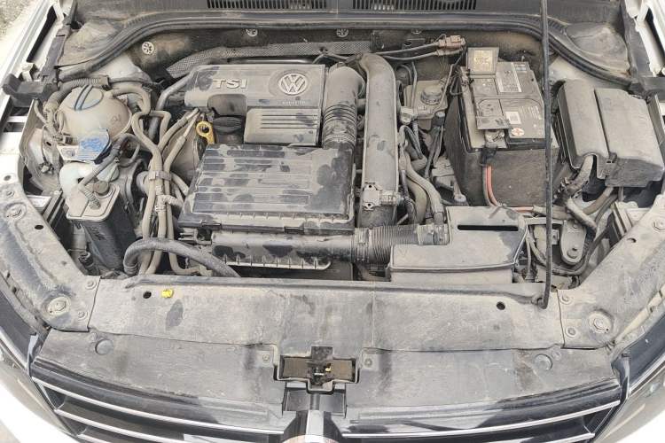 Used Volkswagen Sagitar 2018 280TSI DSG Ignite Edition Engine Bay
