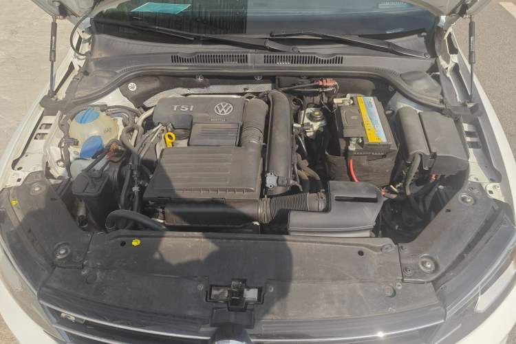 Used Volkswagen Sagitar 2018 280TSI DSG Luxury Model Engine Bay