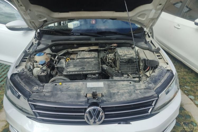 Used Volkswagen Sagitar 2018 1.6L Automatic Comfort Model Engine Bay