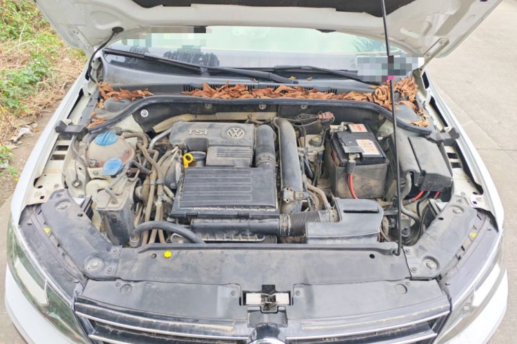 Used Volkswagen Sagitar 2018 280TSI DSG Ignite Edition Engine Bay