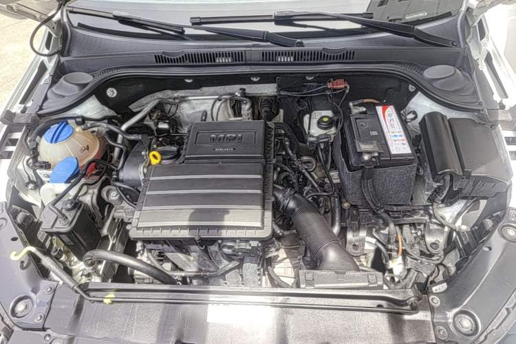 Used Volkswagen Sagitar 2018 1.6L Automatic Comfort Model Engine Bay