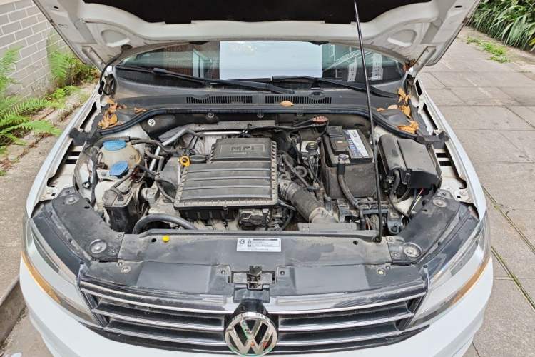Used Volkswagen Sagitar 2018 1.6L Automatic Comfort Model Engine Bay
