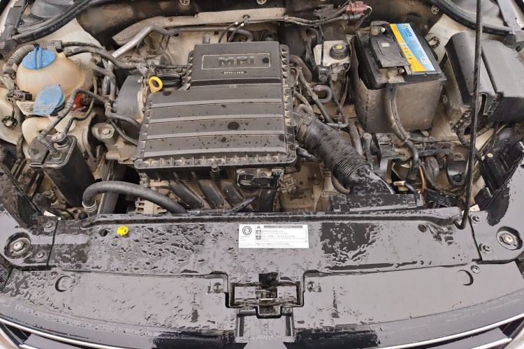 Used Volkswagen Sagitar 2018 1.6L Automatic Comfort Model Engine Bay