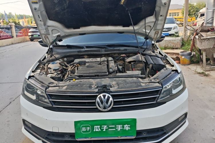 Used Volkswagen Sagitar 2018 280TSI DSG Luxury Model Engine Bay