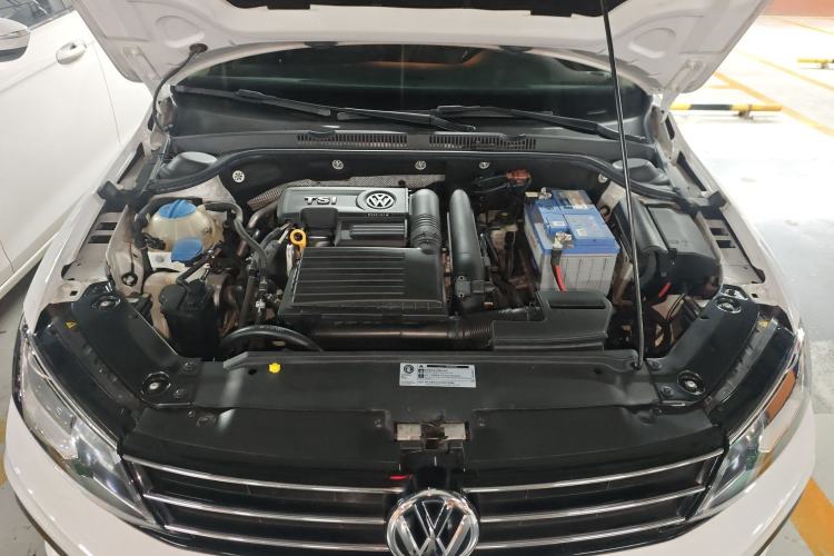 Used Volkswagen Sagitar 2018 280TSI DSG Ignite Edition Engine Bay