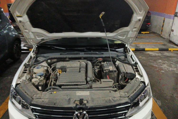 Used Volkswagen Sagitar 2018 280TSI DSG Luxury Model Engine Bay