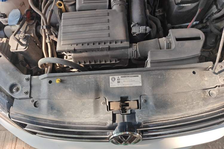 Used Volkswagen Sagitar 2018 280TSI DSG Luxury Model Engine Bay