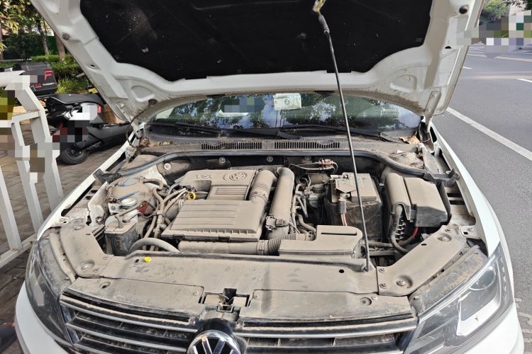 Used Volkswagen Sagitar 2018 280TSI DSG Ignite Edition Engine Bay