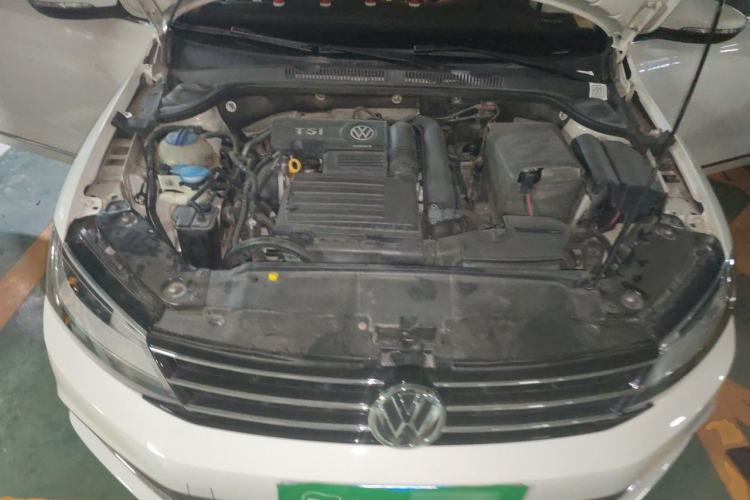 Used Volkswagen Sagitar 2018 180TSI DSG Prestige Edition Engine Bay