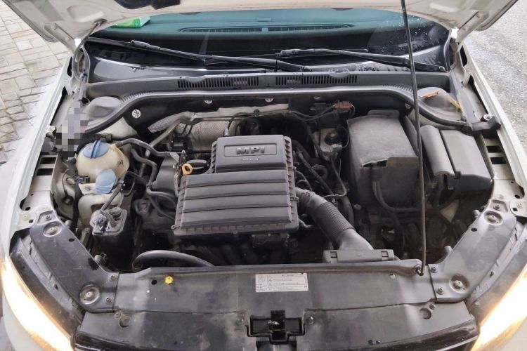 Used Volkswagen Sagitar 2018 1.6L Automatic Comfort Model Engine Bay