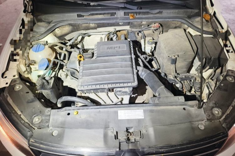 Used Volkswagen Sagitar 2018 1.6L Manual Comfort Model Engine Bay