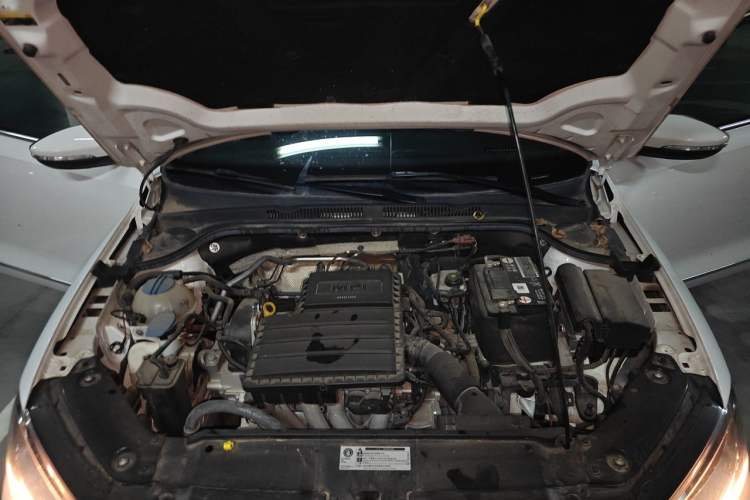 Used Volkswagen Sagitar 2018 1.6L Automatic Comfort Model Engine Bay