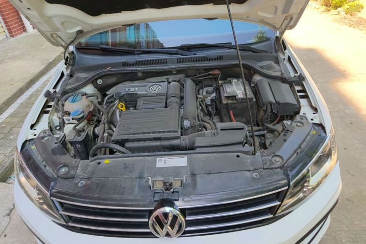 Used Volkswagen Sagitar 2018 280TSI DSG Ignite Edition Engine Bay
