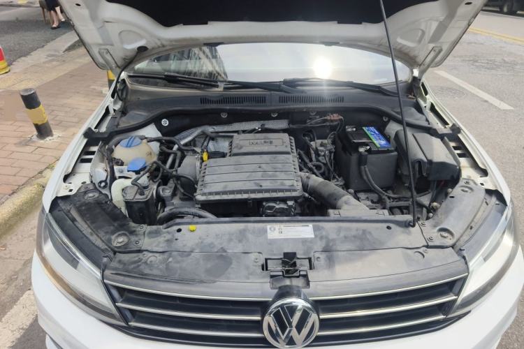 Used Volkswagen Sagitar 2018 1.6L Automatic Comfort Model Engine Bay