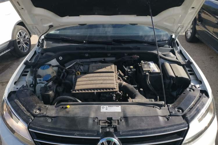 Used Volkswagen Sagitar 2018 1.6L Automatic Comfort Model Engine Bay