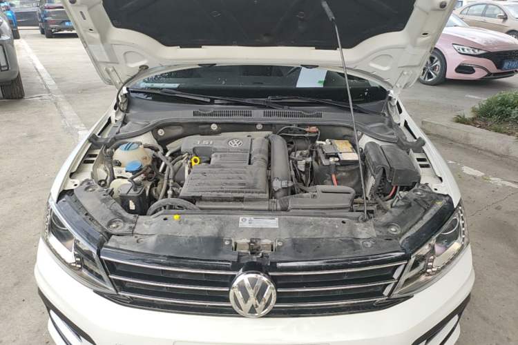 Used Volkswagen Sagitar 2018 280TSI DSG Ignite Edition Engine Bay
