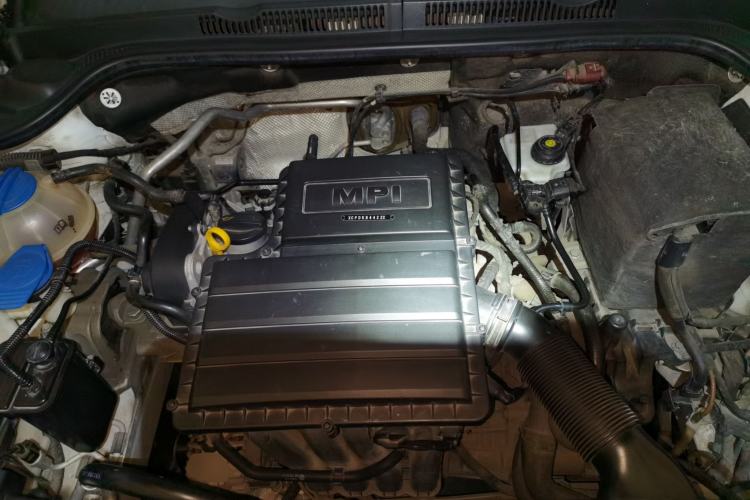 Used Volkswagen Sagitar 2018 1.6L Automatic Comfort Model Engine Bay