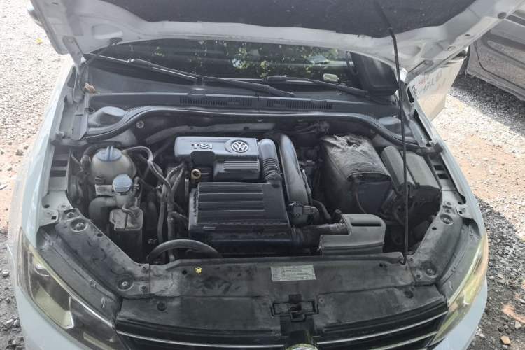 Used Volkswagen Sagitar 2018 280TSI DSG Comfort Model Engine Bay