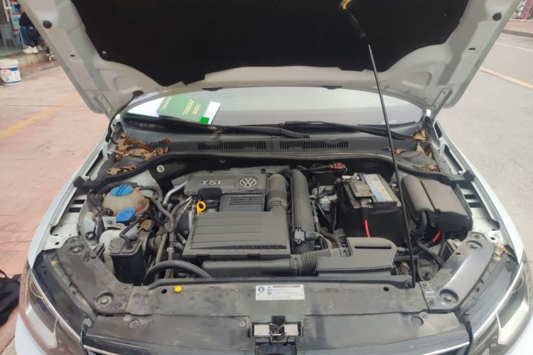 Used Volkswagen Sagitar 2018 280TSI DSG Luxury Model Engine Bay