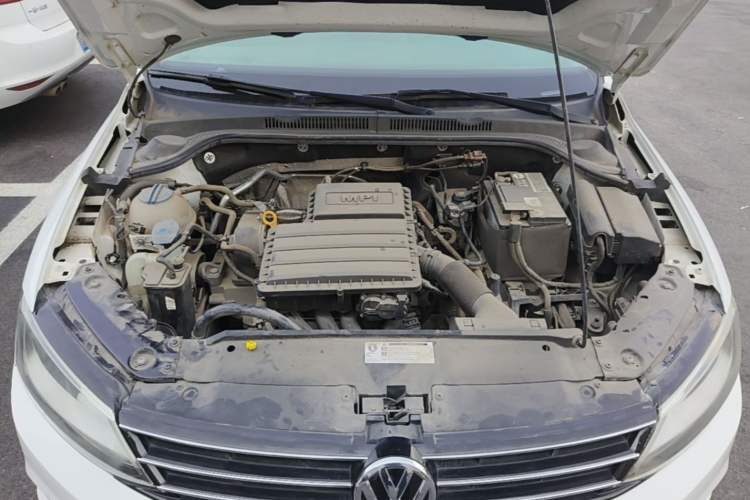 Used Volkswagen Sagitar 2018 1.6L Automatic Comfort Model Engine Bay