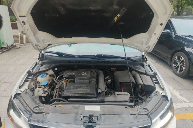 Used Volkswagen Sagitar 2018 280TSI DSG Comfort Model Engine Bay