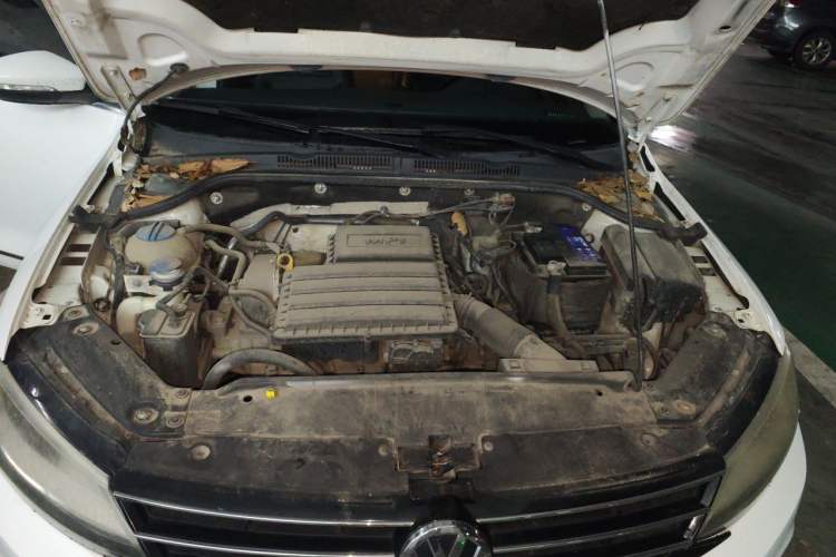 Used Volkswagen Sagitar 2018 1.6L Automatic Comfort Model Engine Bay