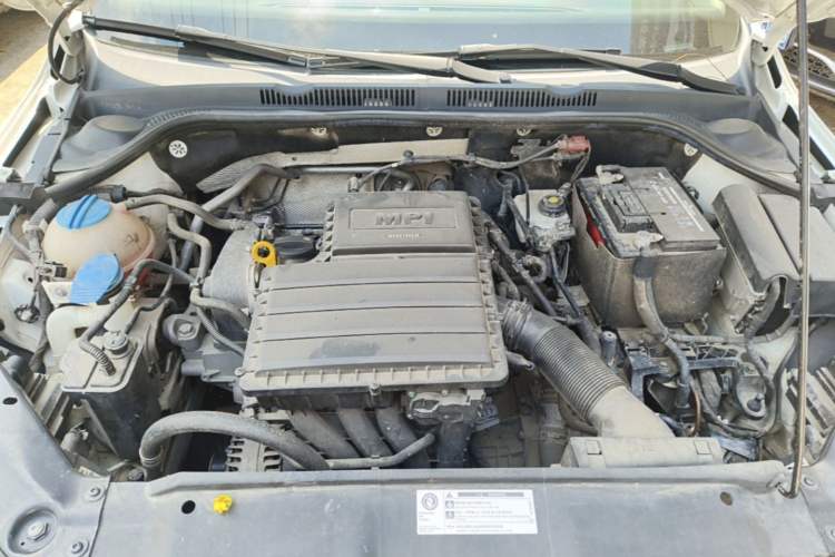 Used Volkswagen Sagitar 2018 1.6L Automatic Comfort Model Engine Bay