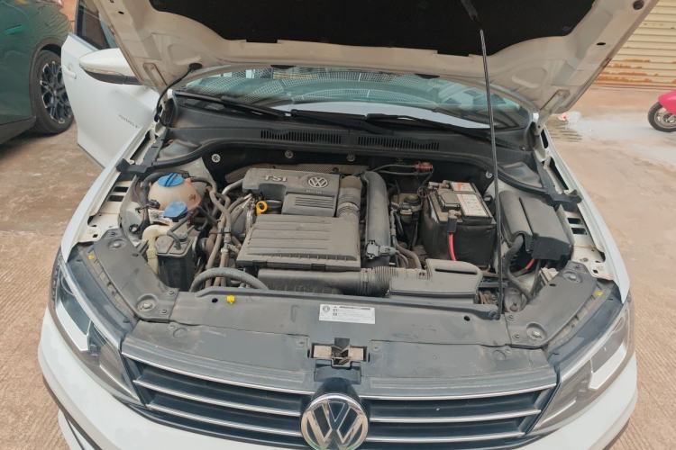 Used Volkswagen Sagitar 2018 280TSI DSG Ignite Edition Engine Bay
