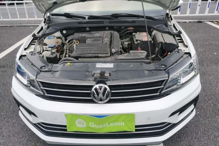 Used Volkswagen Sagitar 2018 280TSI DSG Ignite Edition Engine Bay