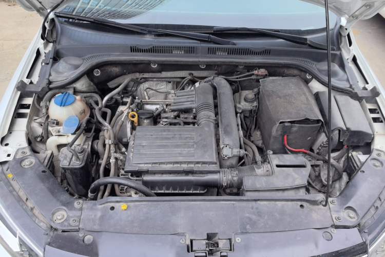 Used Volkswagen Sagitar 2018 280TSI DSG Ignite Edition Engine Bay
