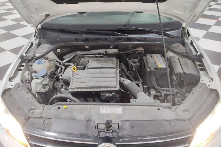 Used Volkswagen Sagitar 2018 1.6L Automatic Comfort Model Engine Bay