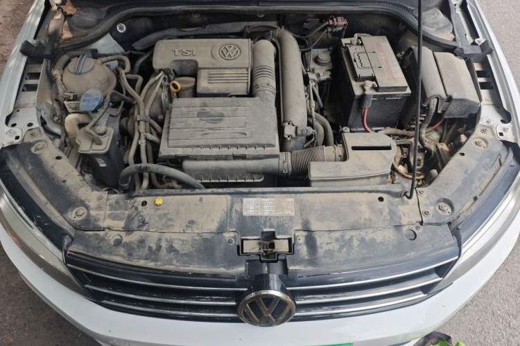 Used Volkswagen Sagitar 2018 180TSI DSG Prestige Edition Engine Bay
