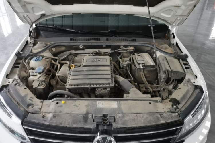 Used Volkswagen Sagitar 2018 1.6L Automatic Comfort Model Engine Bay