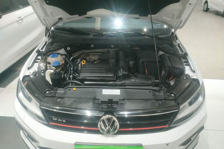 Used Volkswagen Sagitar 2018 280TSI DSG Comfort Model Engine Bay