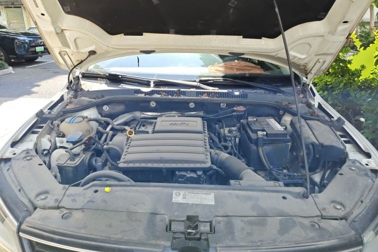 Used Volkswagen Sagitar 2018 1.6L Automatic Comfort Model Engine Bay