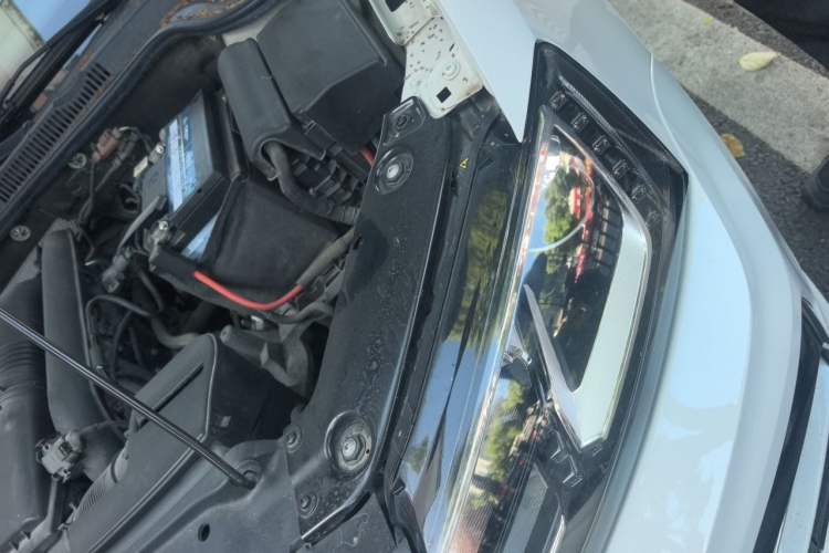 Used Volkswagen Sagitar 2018 280TSI DSG Ignite Edition Engine Bay Left