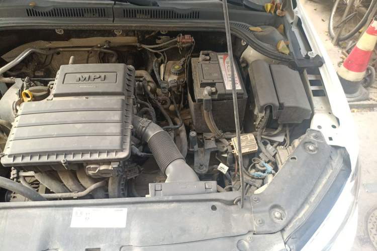Used Volkswagen Sagitar 2018 1.6L Automatic Comfort Model Engine Bay Left