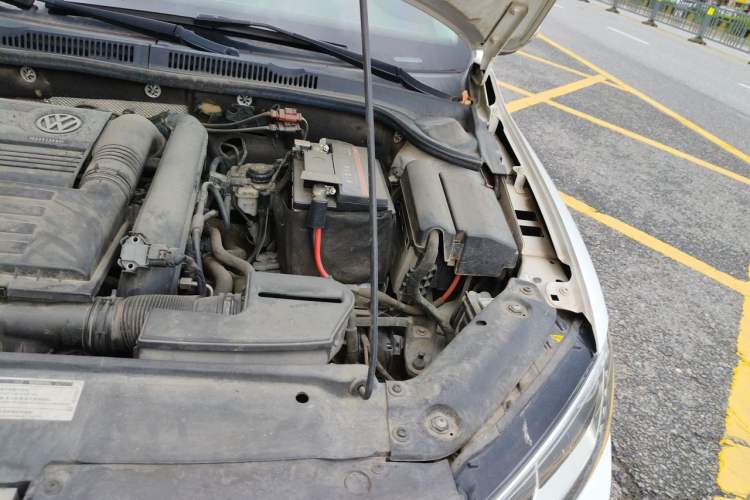 Used Volkswagen Sagitar 2018 280TSI DSG Ignite Edition Engine Bay Left
