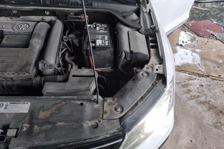 Used Volkswagen Sagitar 2018 280TSI DSG Ignite Edition Engine Bay Left