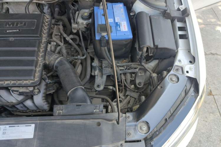 Used Volkswagen Sagitar 2018 1.6L Automatic Comfort Model Engine Bay Left