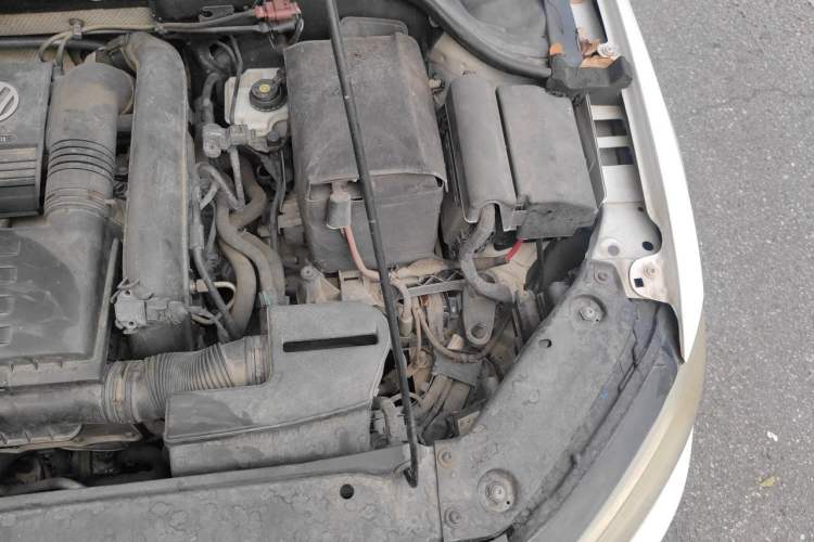 Used Volkswagen Sagitar 2018 280TSI DSG Comfort Model Engine Bay Left