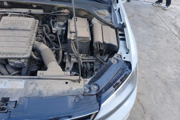 Used Volkswagen Sagitar 2018 1.6L Automatic Comfort Model Engine Bay Left